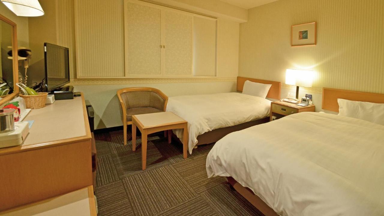 Omura Central Hotel ภายนอก รูปภาพ